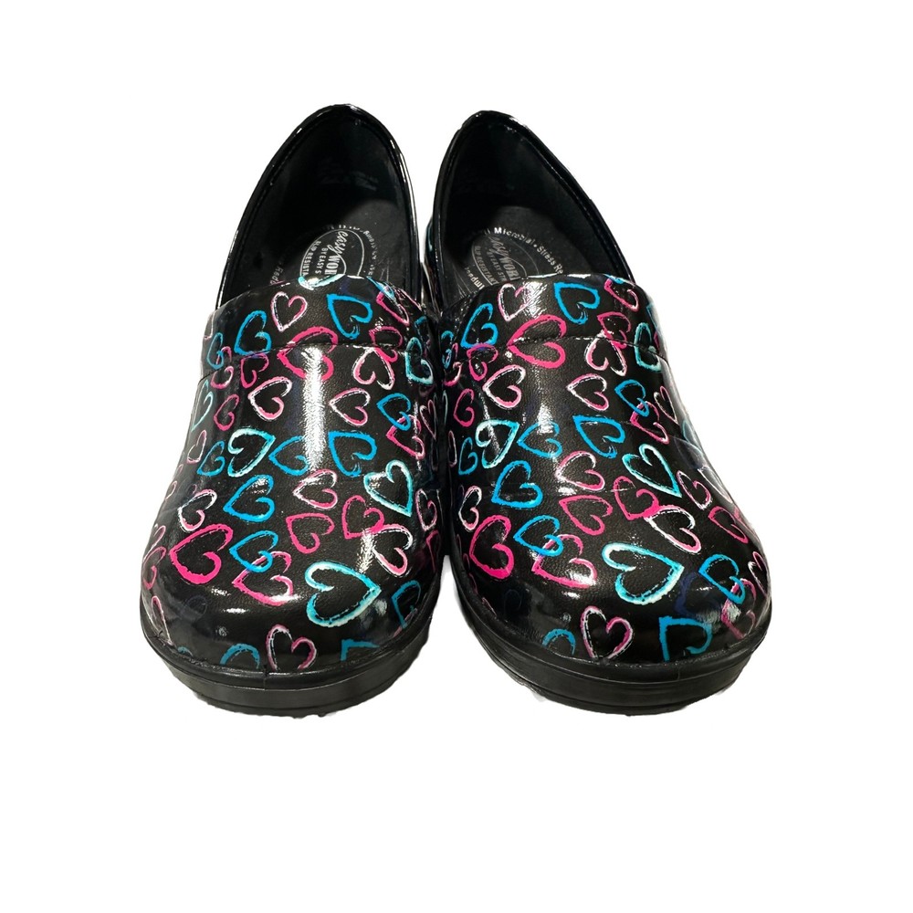Easy Works by Easy Street Laurie Heart Print Slip-resistant clogs Size 10